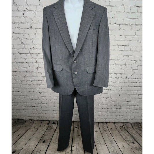 VTG Eagle Clothes Grey Pinestriped Full Suit Flat Front Notch Retro USA 42 33x32