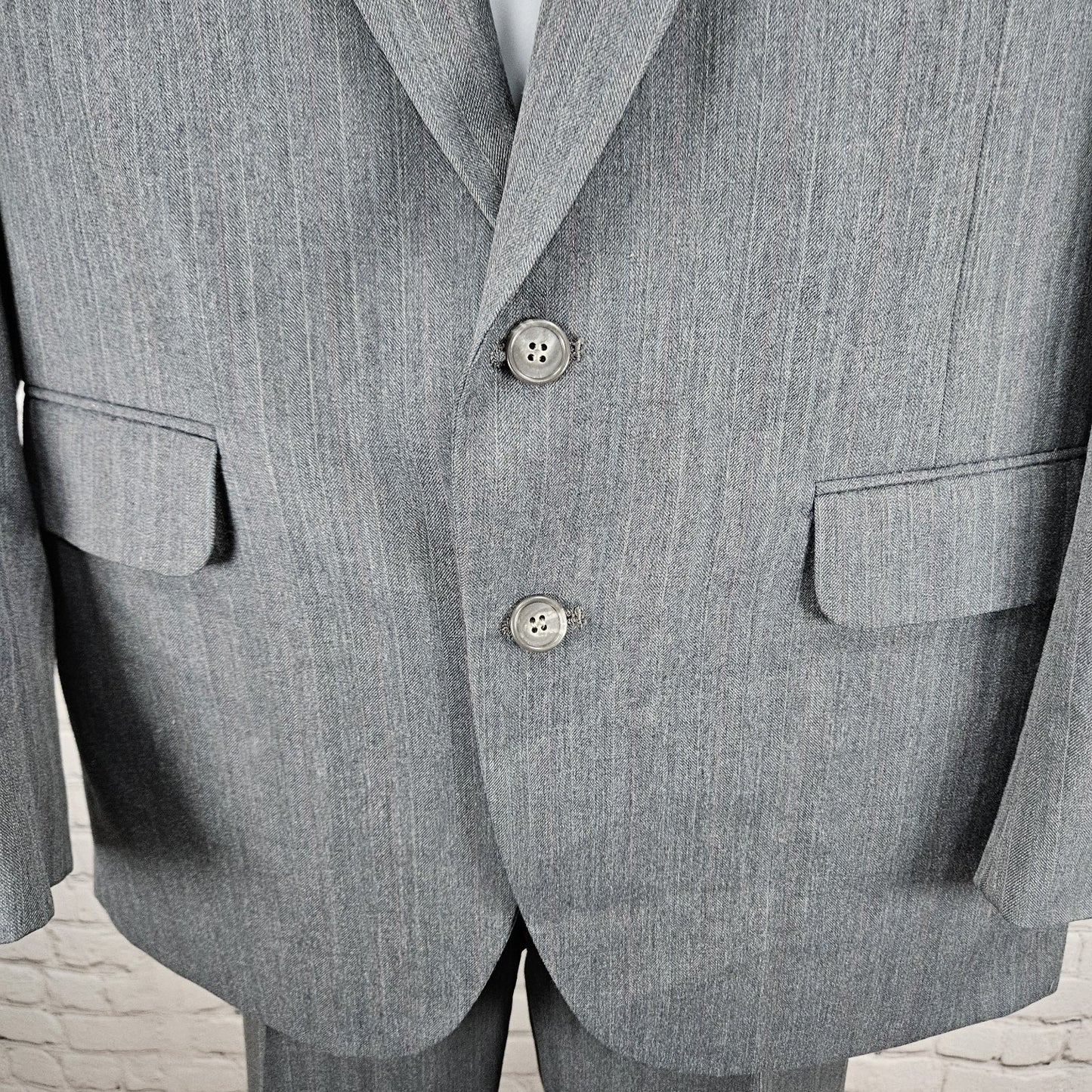 VTG Eagle Clothes Grey Pinestriped Full Suit Flat Front Notch Retro USA 42 33x32