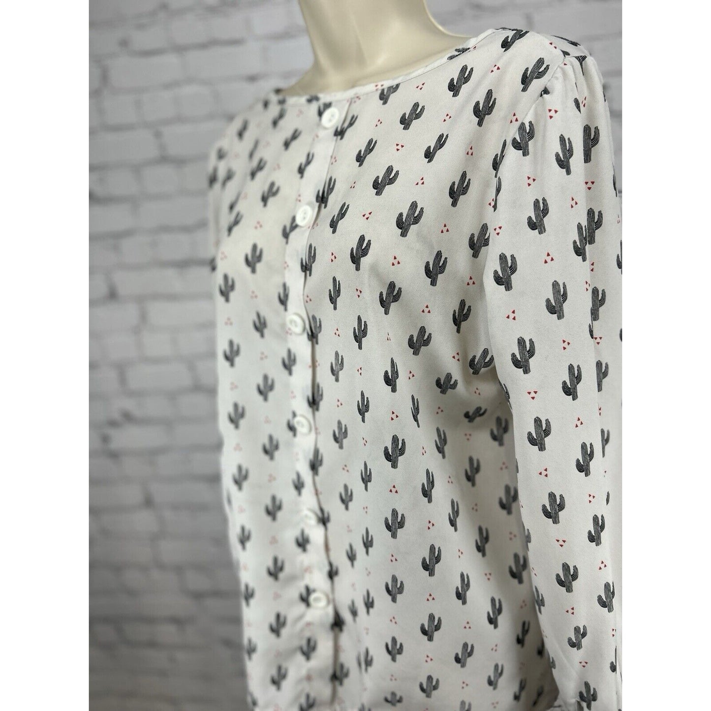 Jessy B Off White Cactus Print Long Sleeve Blouse Faux Button Back Size Medium M