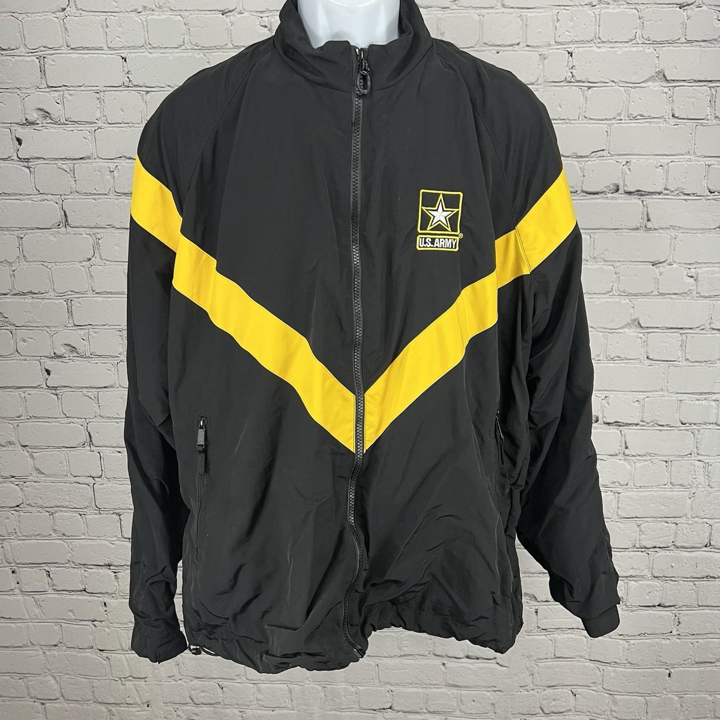 U.S. Army Unisex Black Army Physical Fitness Uniform (APFU) Jacket Large Regular