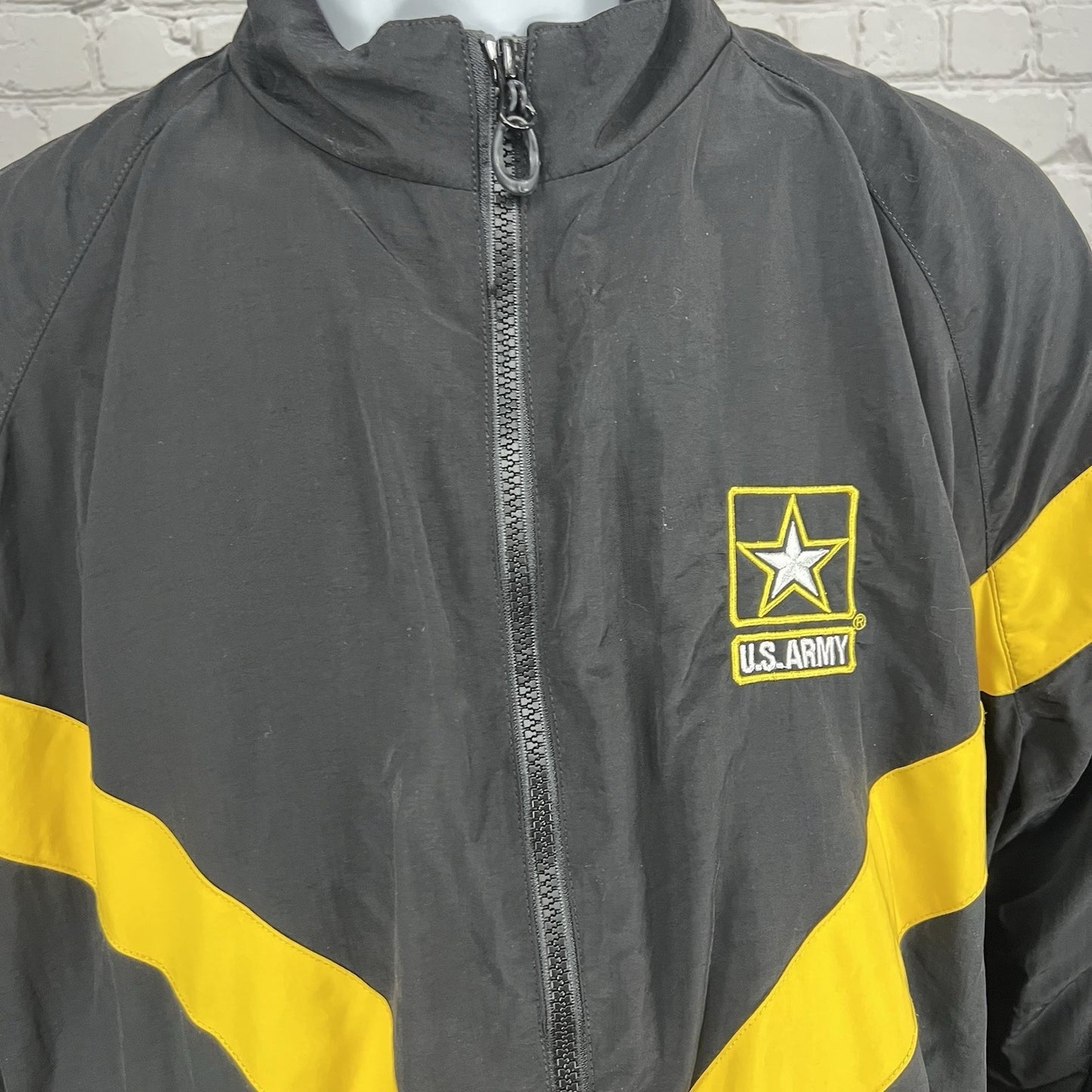 U.S. Army Unisex Black Army Physical Fitness Uniform (APFU) Jacket Large Regular