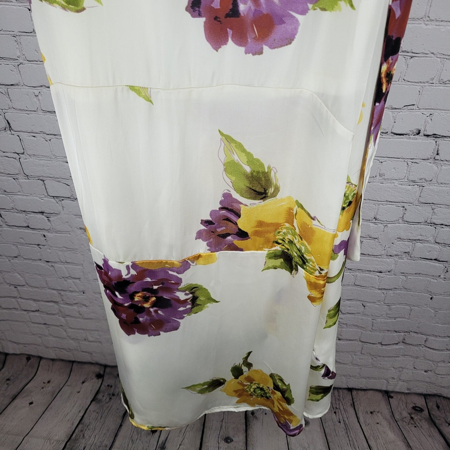Show Me Your Mumu Ivory Floral Wrap Button Tie Maxi Skirt USA Made Size Medium M