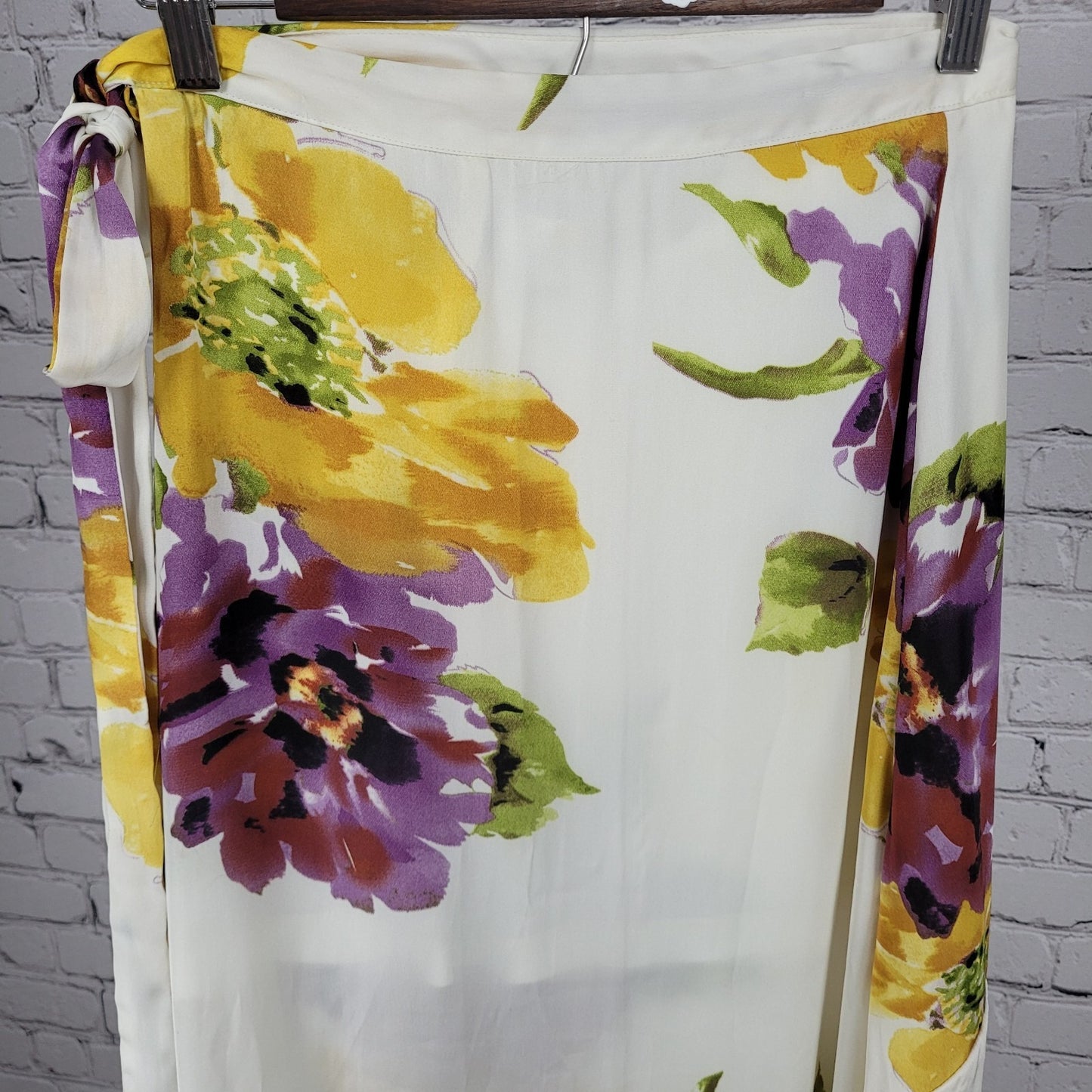 Show Me Your Mumu Ivory Floral Wrap Button Tie Maxi Skirt USA Made Size Medium M