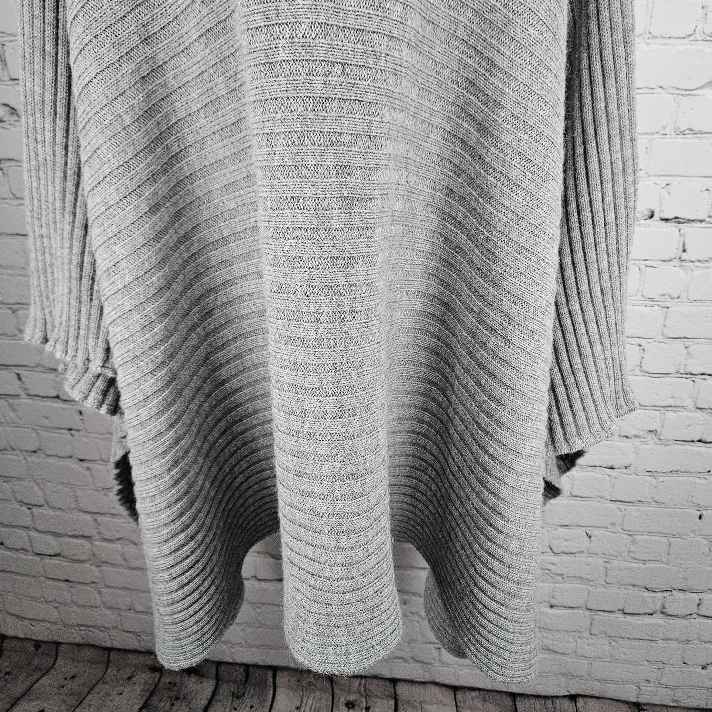 Gaeltarra Grey Alpaca Wool Ribbed Knit Oversized Turtleneck Poncho Sweater F