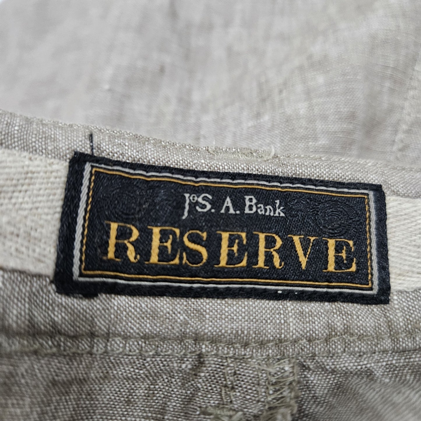 Jos A Bank Reserve Beige 100% Linen Flat Front Casual Shorts 38 (38x10)