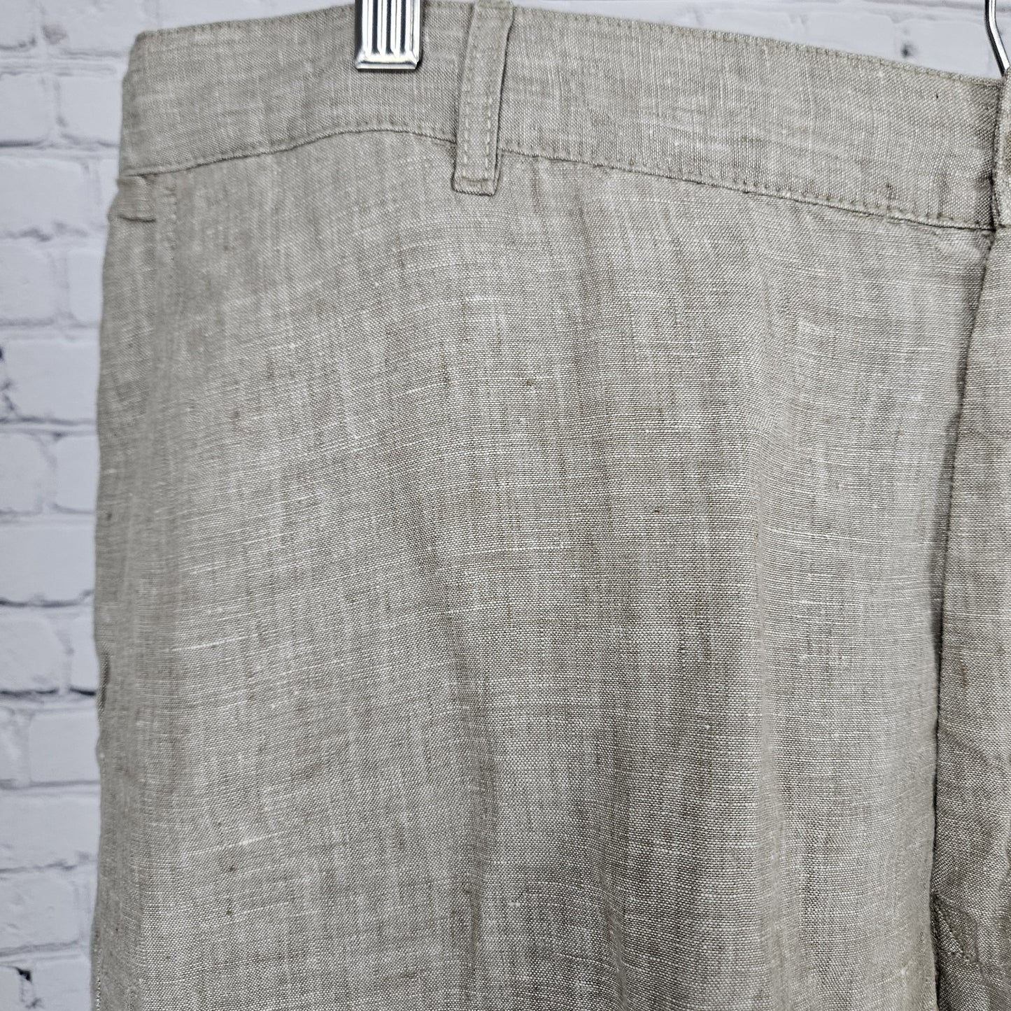 Jos A Bank Reserve Beige 100% Linen Flat Front Casual Shorts 38 (38x10)