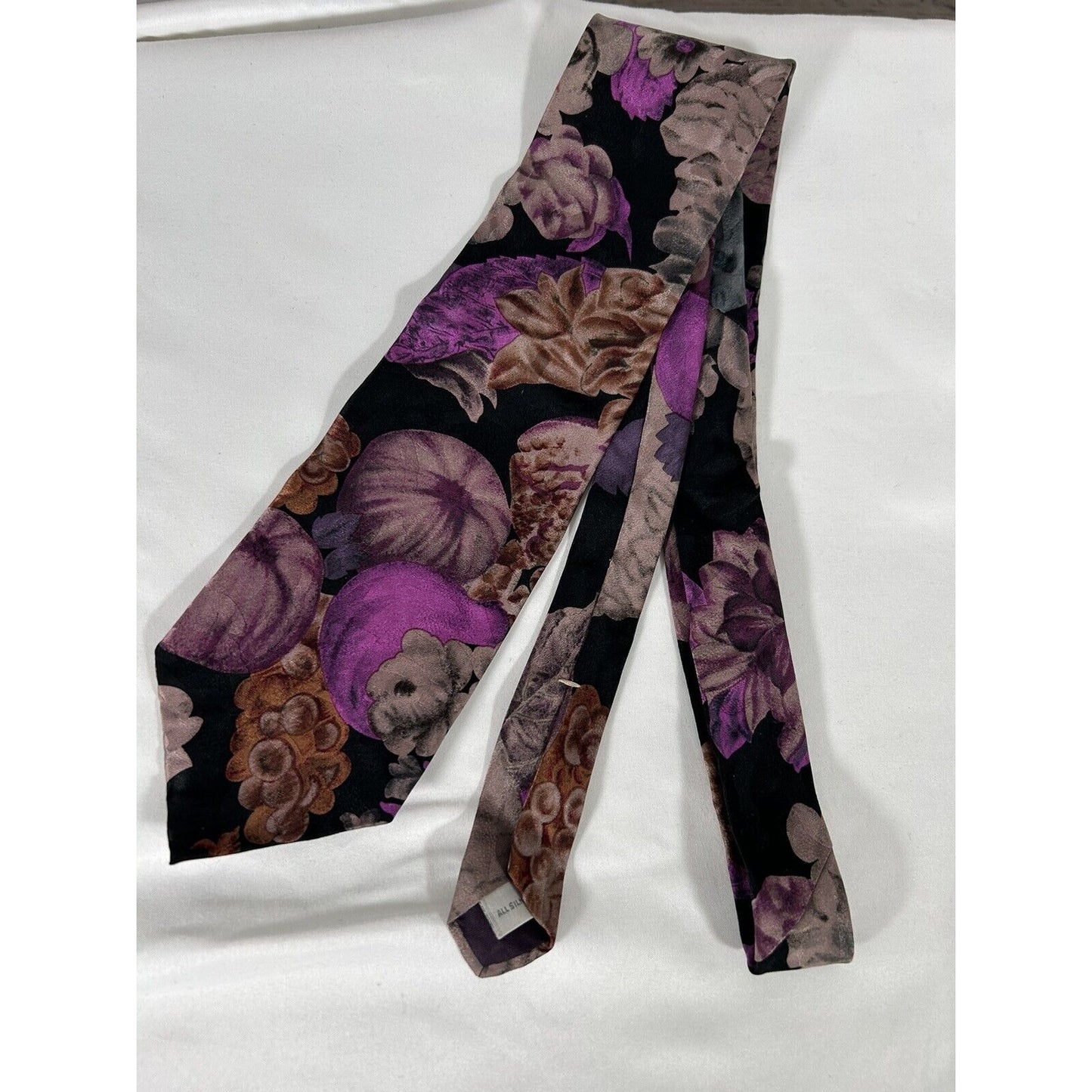 Pierre Cardin All Silk Floral Black Purple Short Wide Men’s Necktie 55X4