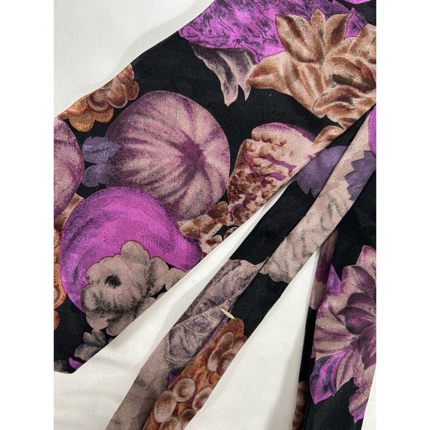Pierre Cardin All Silk Floral Black Purple Short Wide Men’s Necktie 55X4