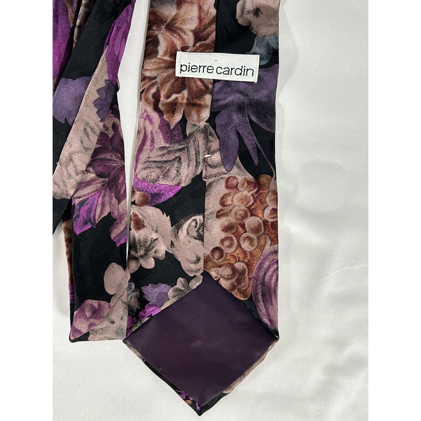 Pierre Cardin All Silk Floral Black Purple Short Wide Men’s Necktie 55X4