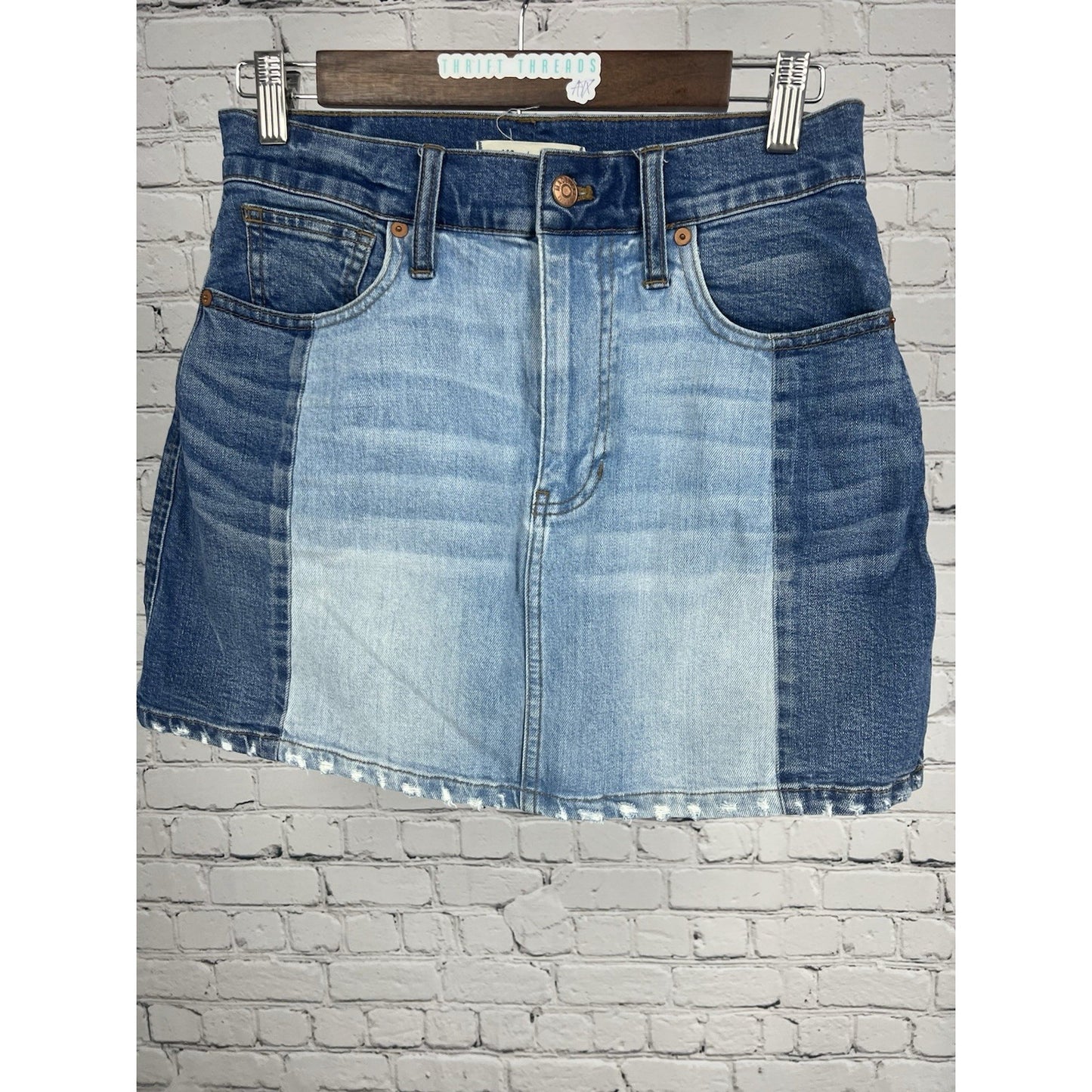 Madewell Blue Jean Two Toned Short Distressed Hem Denim Mini Skirt 27 (27”x 15”)