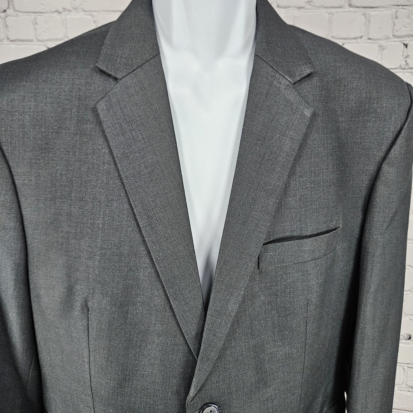 Unbranded Grey Full Pant Suit 2 Piece Set 2 Button Vented Notch Jacket 40S 33x28