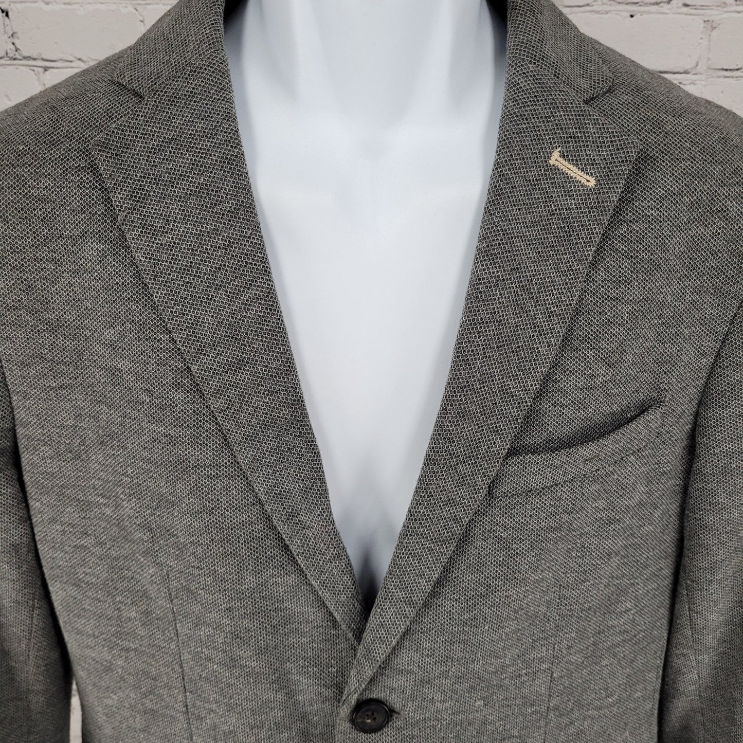 Zara Man Grey Birdseye Lightweight 2 Button Vented Notch Sport Coat Size 40