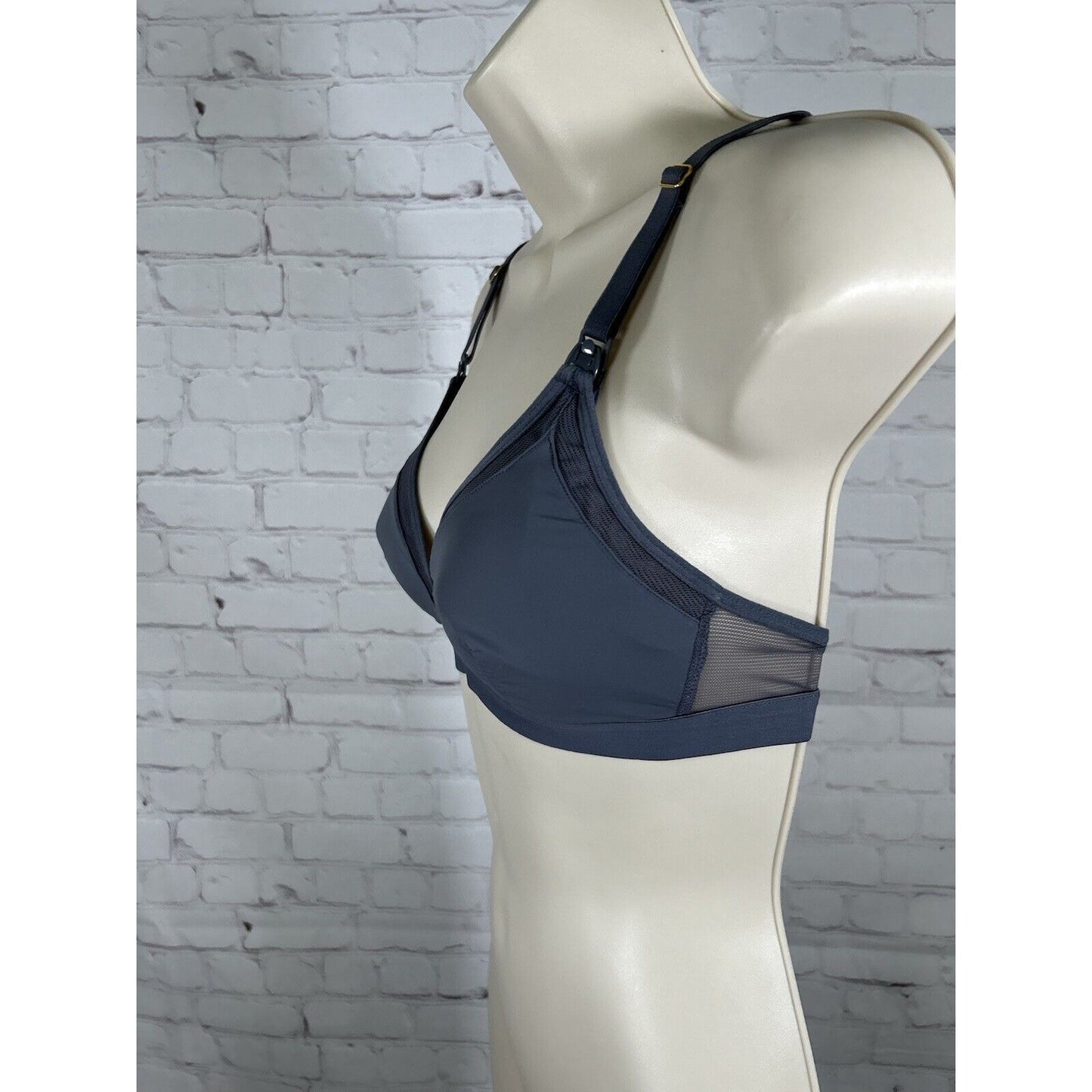 Lively Gray Lined Adjustable Straps Back Close Nursing Bra Bralette Size S EUC