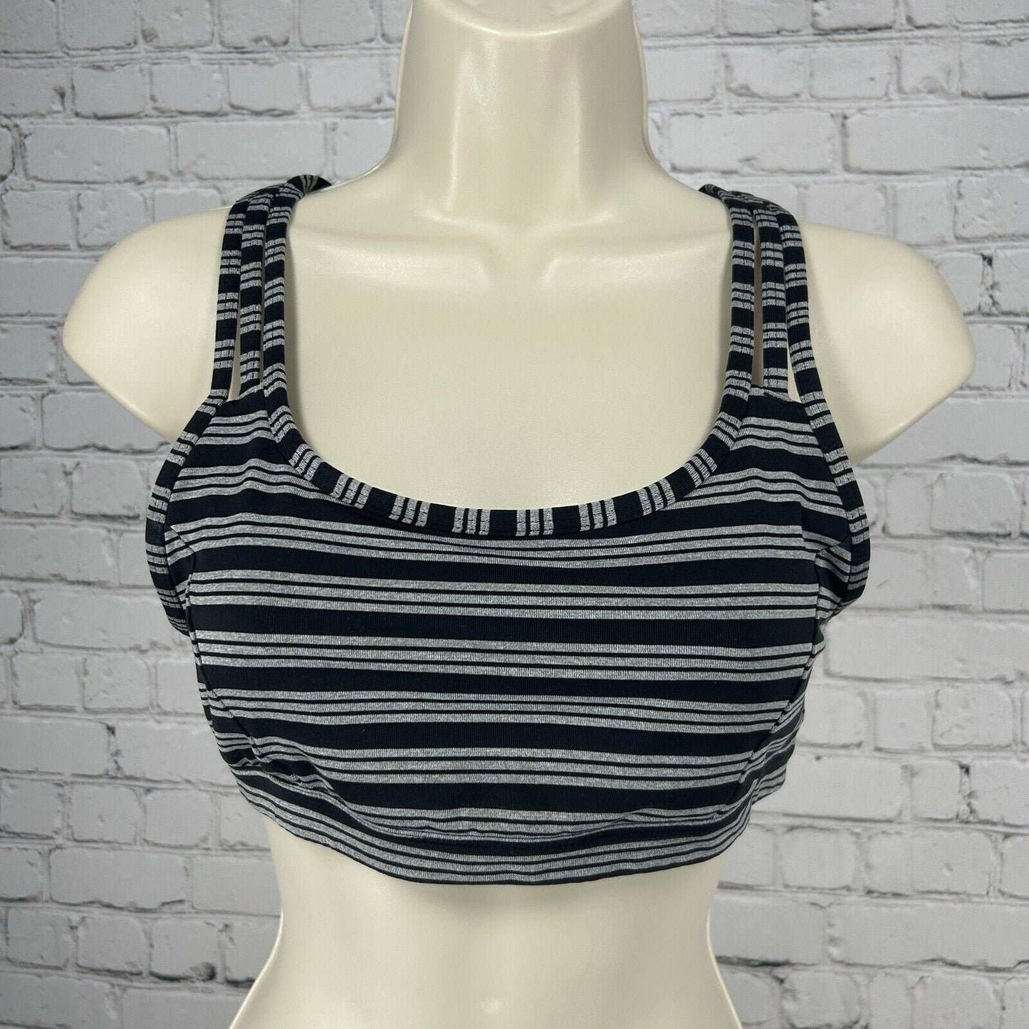 Athleta Black Striped Racerback Stretchy Breathable Sporty Bralette Size Small S