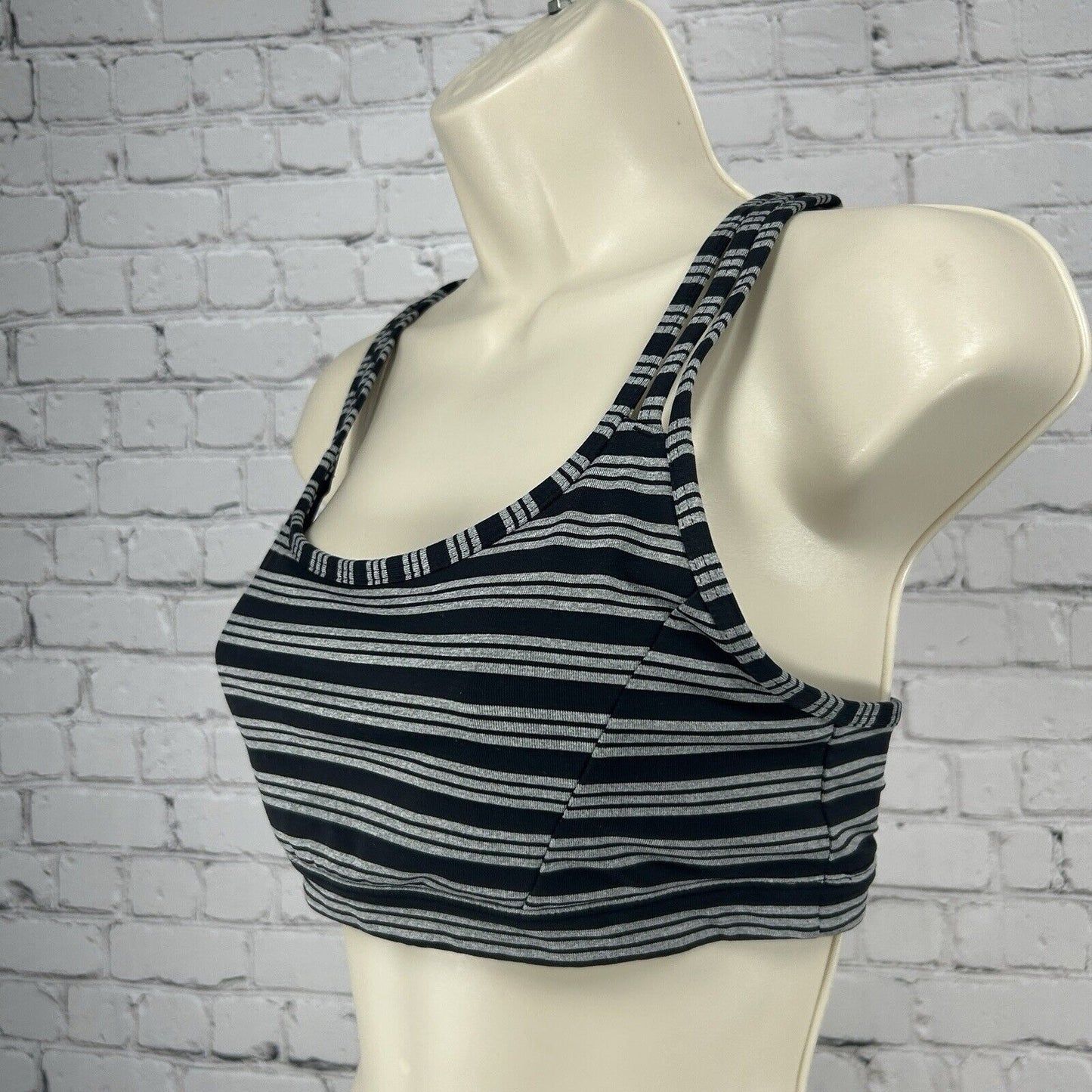 Athleta Black Striped Racerback Stretchy Breathable Sporty Bralette Size Small S