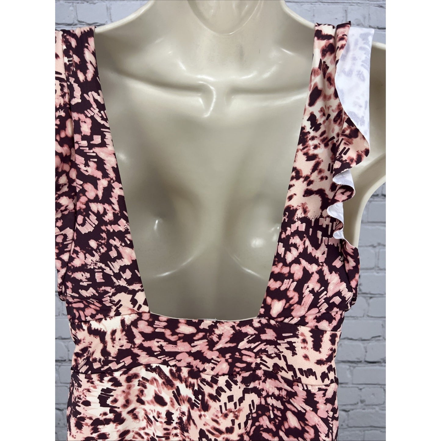 Chelsea28 Pink Abstract Women's One-Piece Padded Ruffle Swimsuit Swim Medium M