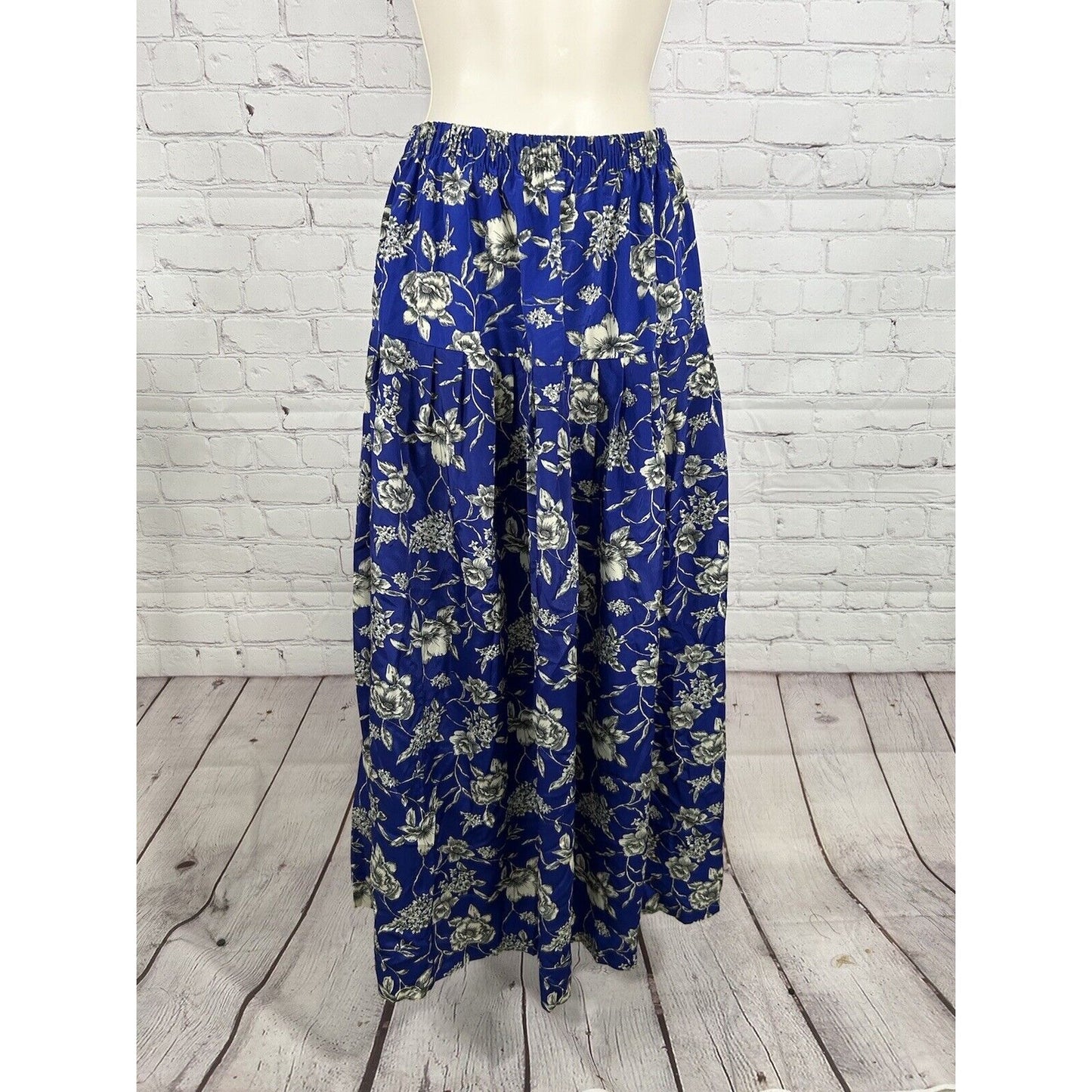 VTG Thomas O! Two Piece Set Elastic Waist Skirt Blouse Blue White Floral 24W