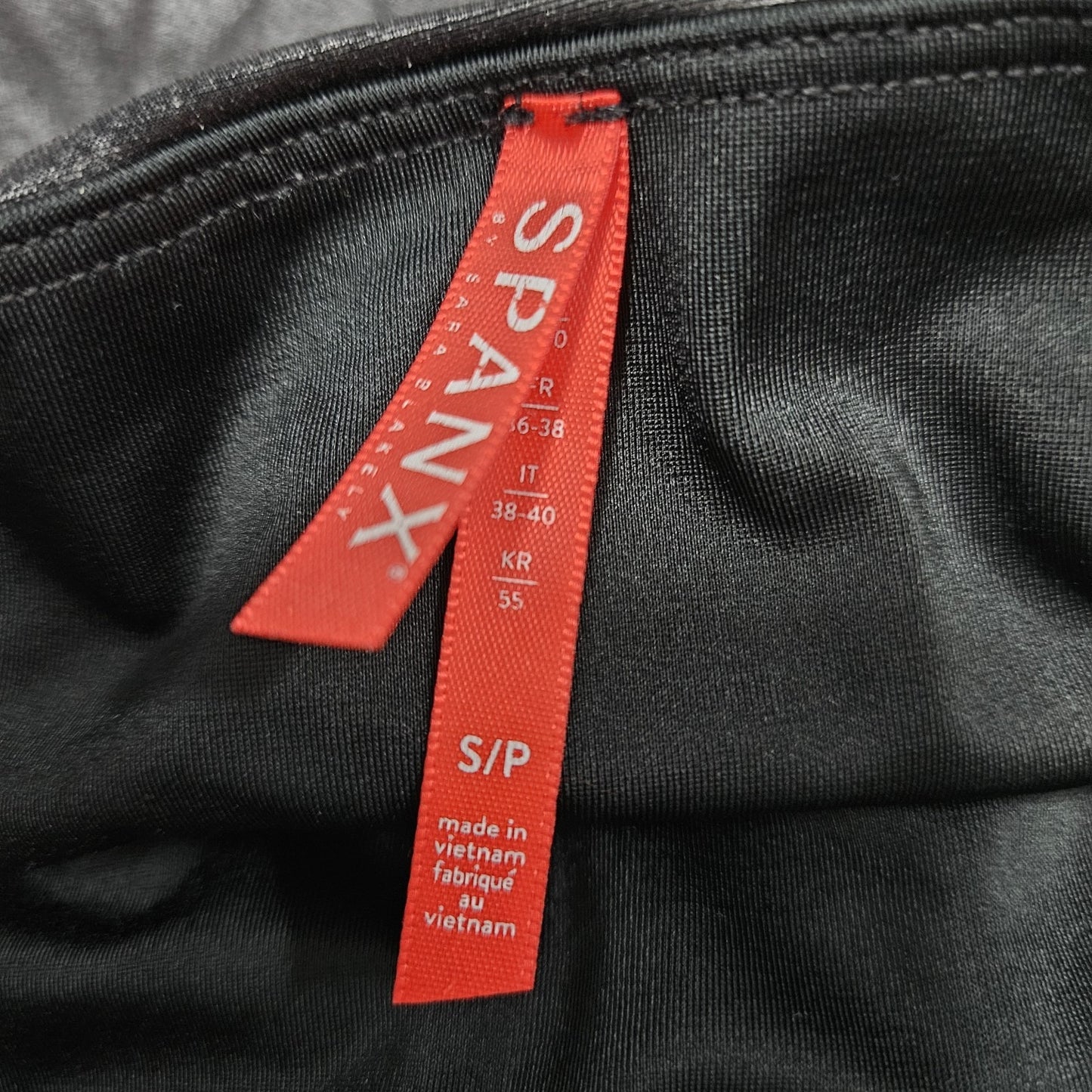 Spanx Black Striped Coated Tummy Control Slimming Leggings Small S (24x28)