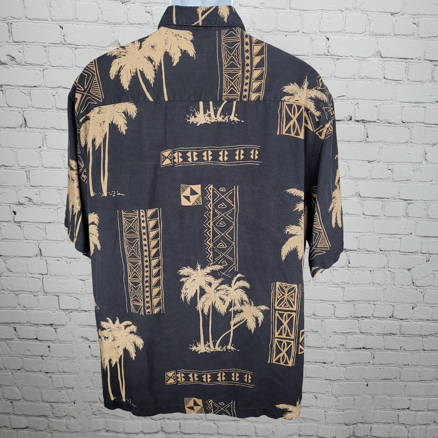 Tori Richard Black 100% Silk Hawaiian Palm Tree Button Up Short Sleeve Shirt XL