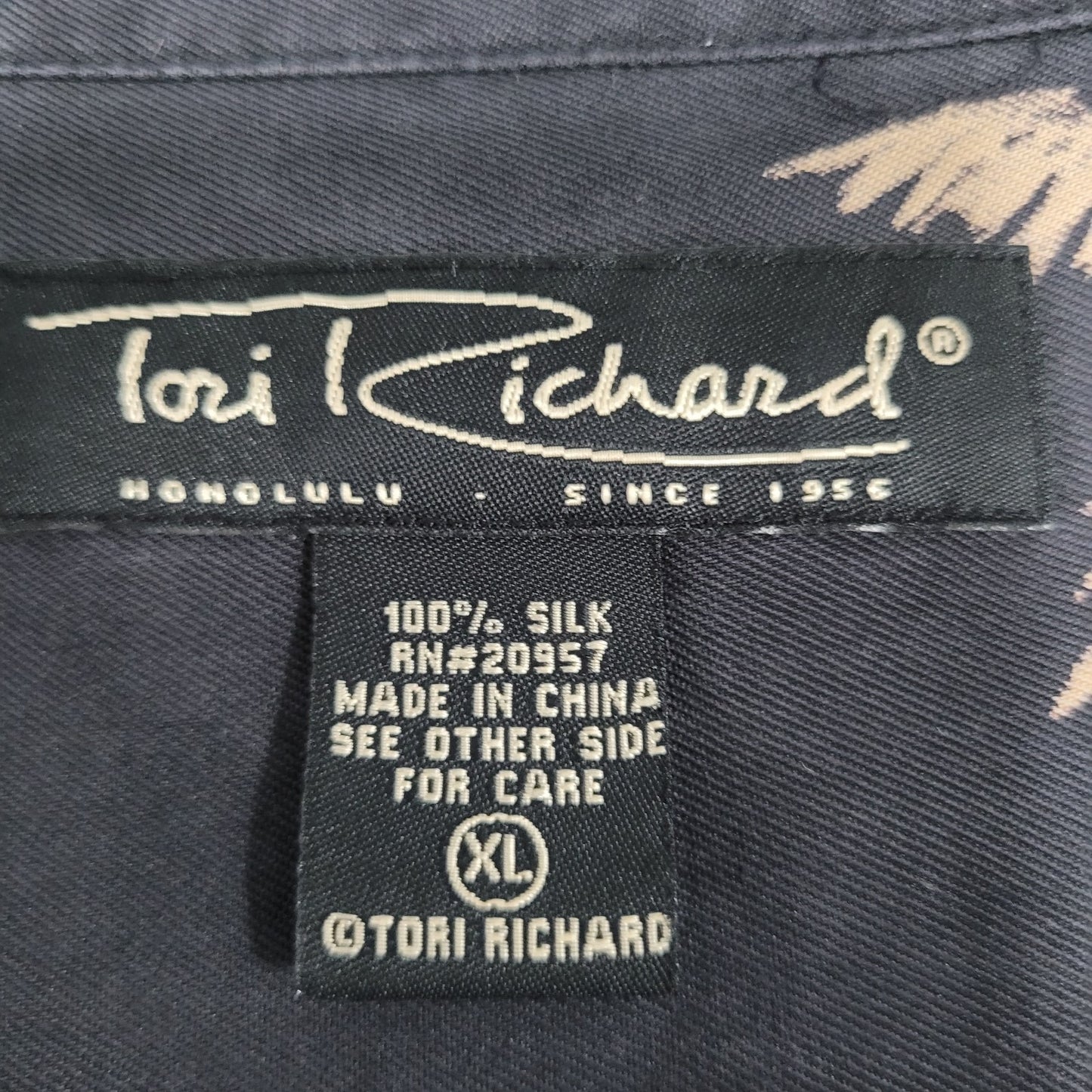 Tori Richard Black 100% Silk Hawaiian Palm Tree Button Up Short Sleeve Shirt XL