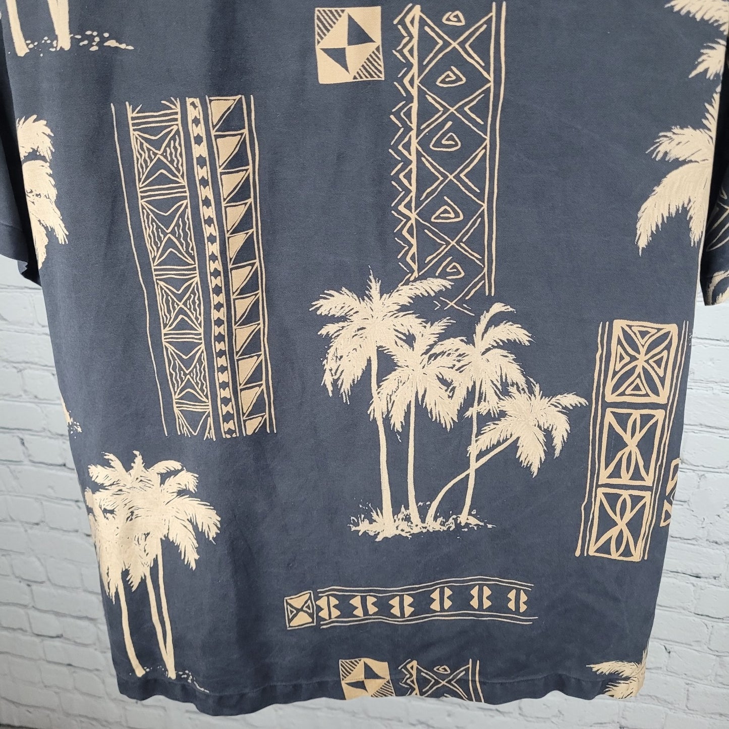 Tori Richard Black 100% Silk Hawaiian Palm Tree Button Up Short Sleeve Shirt XL
