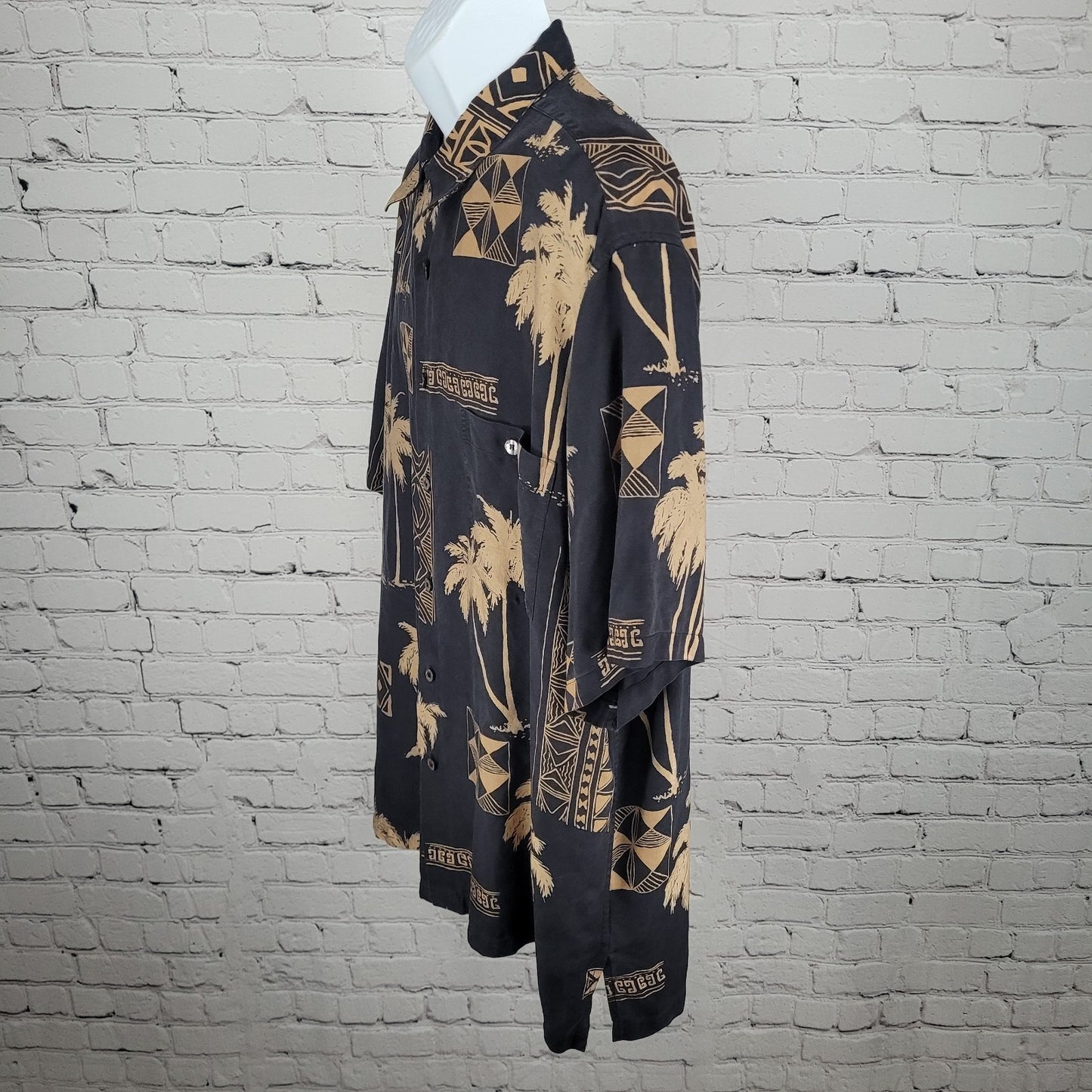 Tori Richard Black 100% Silk Hawaiian Palm Tree Button Up Short Sleeve Shirt XL