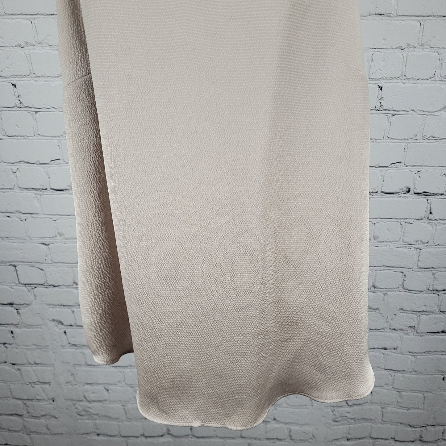Chico's Beige Muave Satin Strappy V Neck Lightweight Cami Tank Top 2 US 12/14
