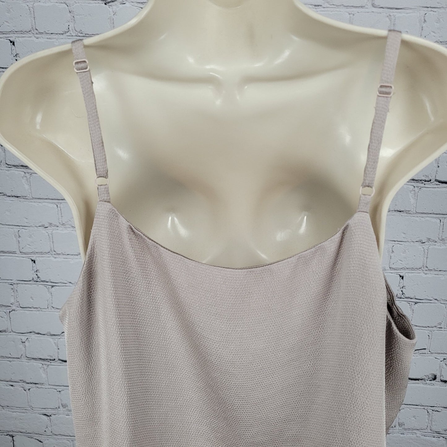 Chico's Beige Muave Satin Strappy V Neck Lightweight Cami Tank Top 2 US 12/14