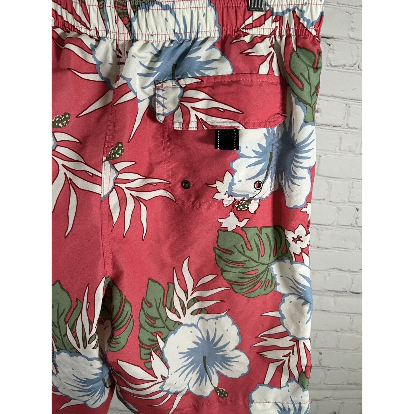 Lands’ End Hot Pink Floral Mesh Lined Drawstring Men’s Swim Trunks L (36 x 10.5)