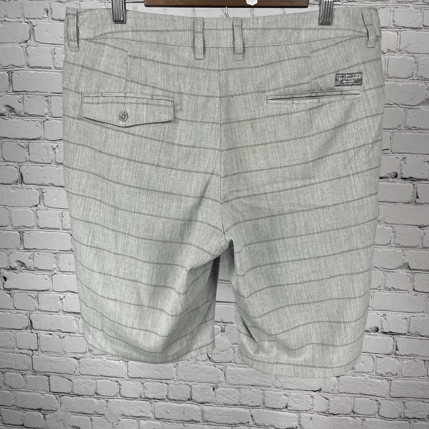 Travis Mathew Grey Striped Lightweight Stretch Chino Golf Shorts 34 (35x9.5)