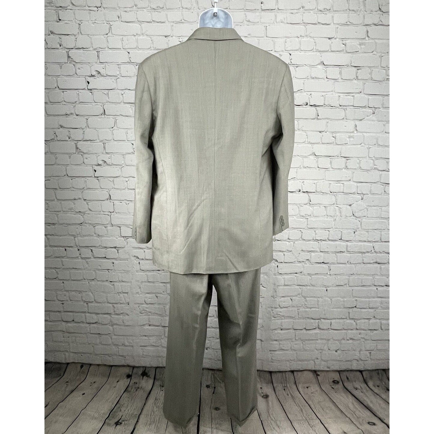 Navdeep Grey Striped Suit Set 3 Button Ventless Blazer Pleated Size 42 (31x29)