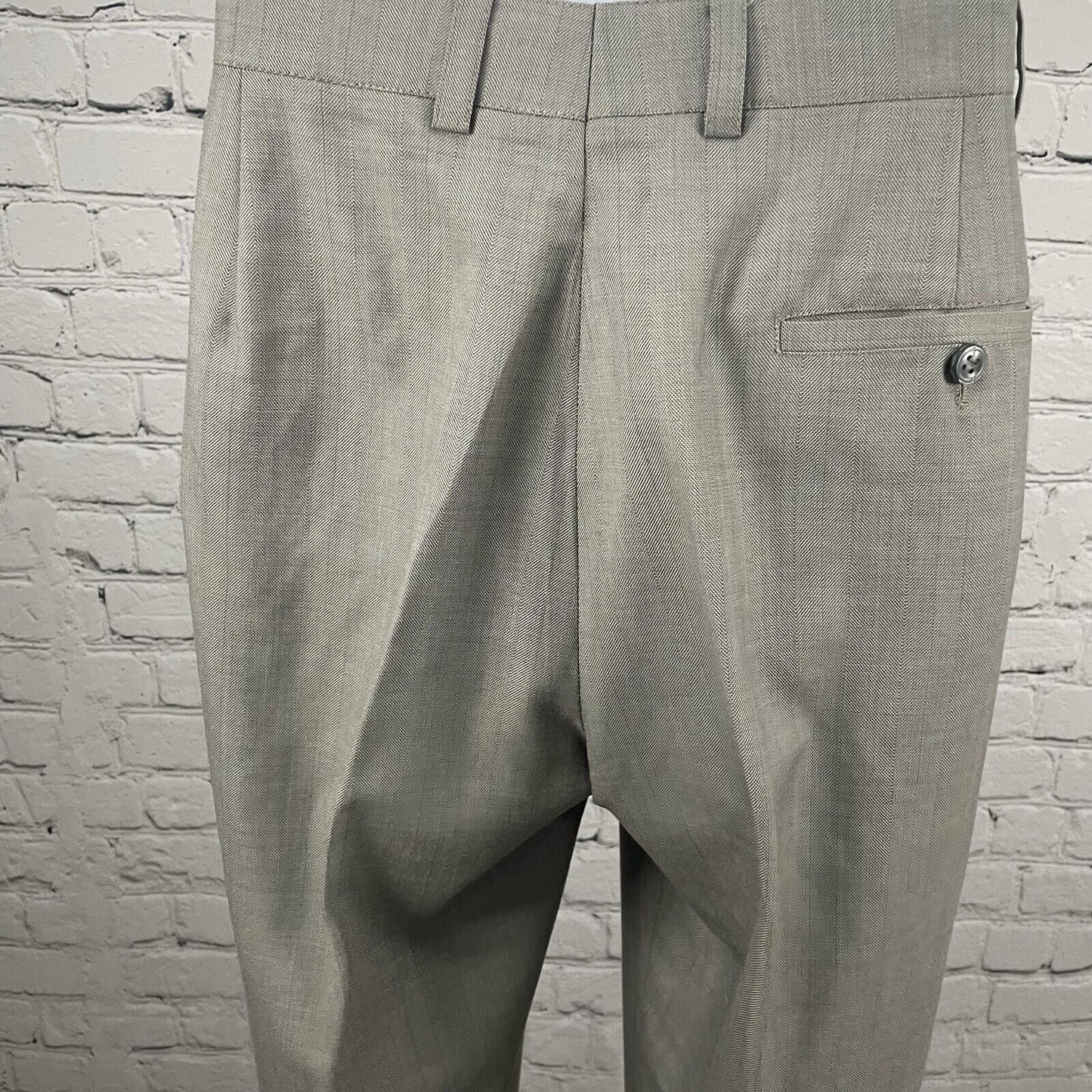 Navdeep Grey Striped Suit Set 3 Button Ventless Blazer Pleated Size 42 (31x29)