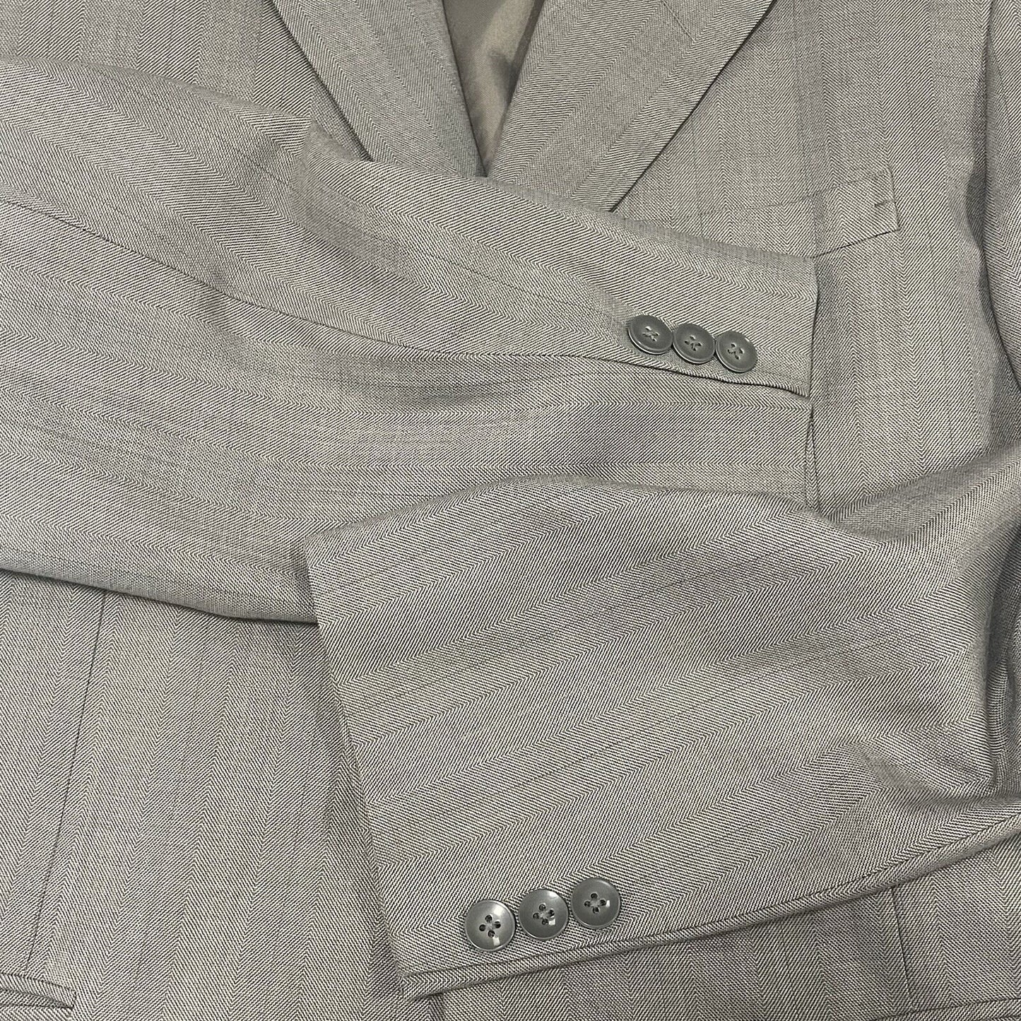 Navdeep Grey Striped Suit Set 3 Button Ventless Blazer Pleated Size 42 (31x29)