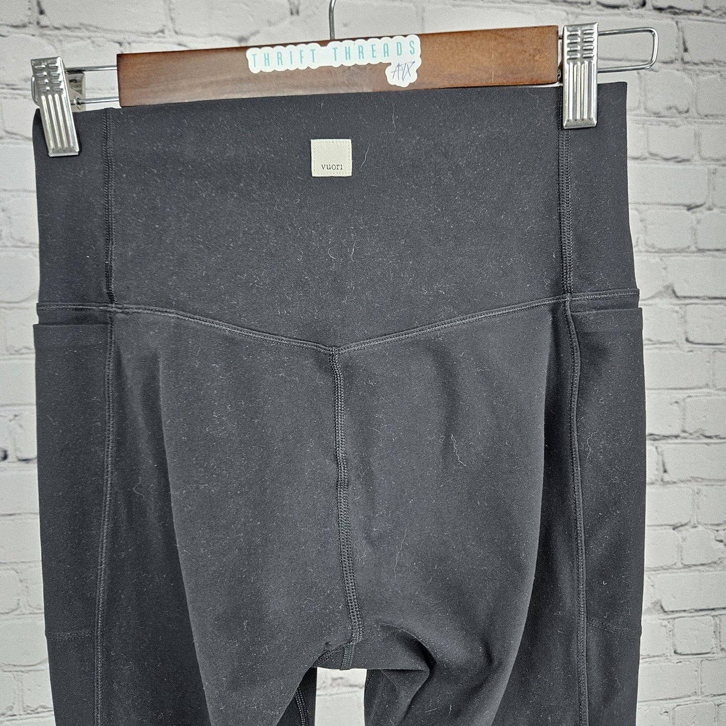 Vuori Black Stash Pockets Pull On Stretch Workout Leggings Pants VW446 Small S