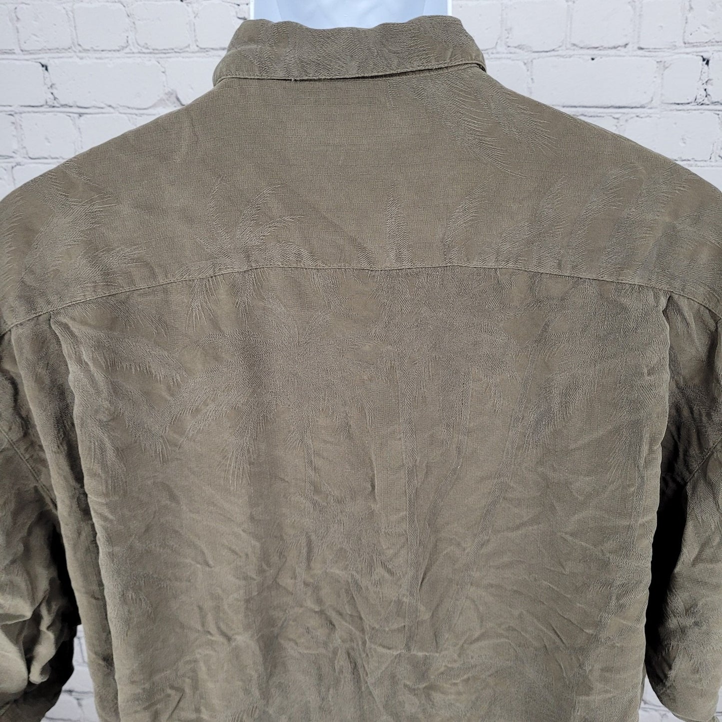 Tommy Bahama Brown 100% Silk Palm Tree Hawaiian Button Up Shirt Size Large L