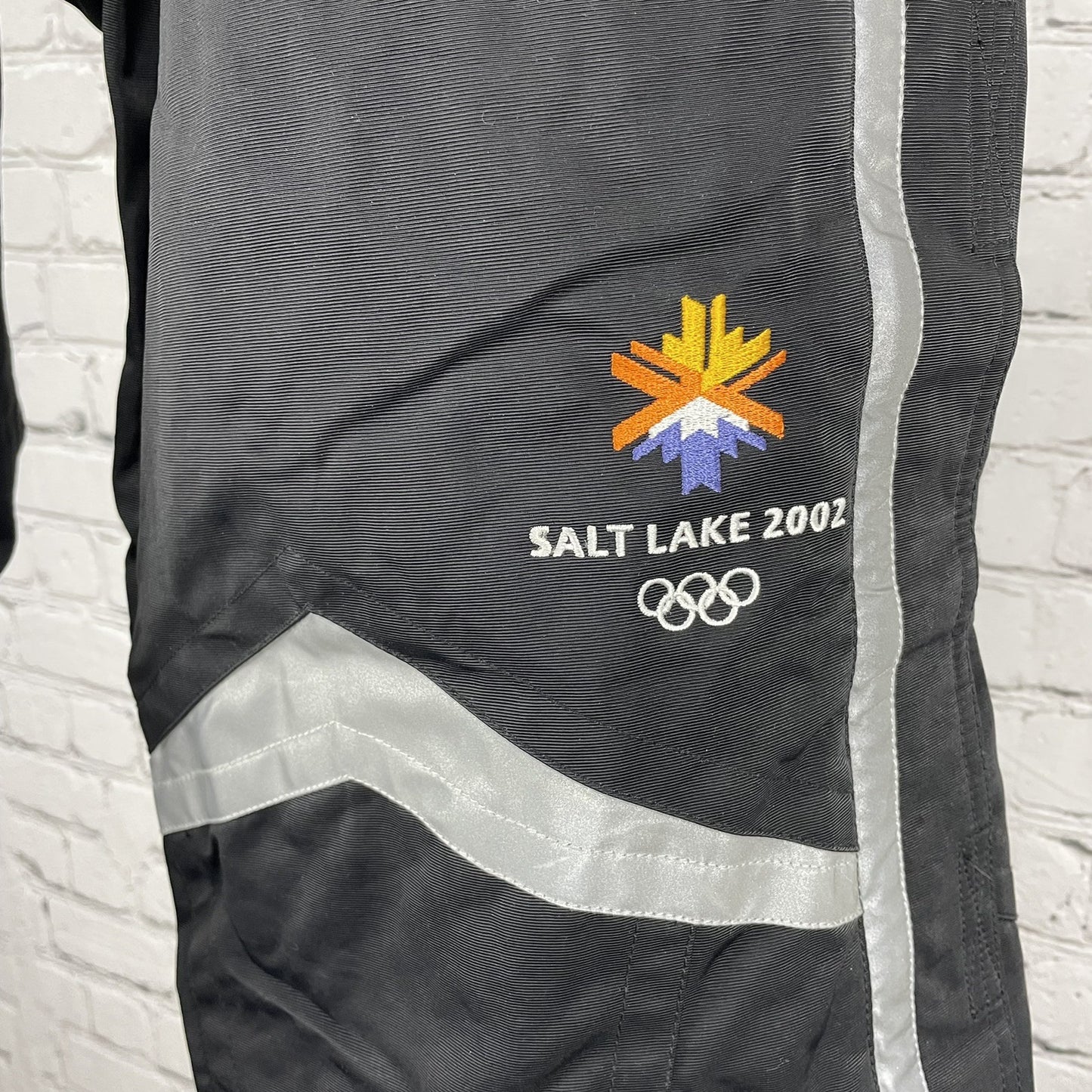 VTG Embroidered 2002 Olympics Salt Lake City Winter Sports Ski Snow Pants Large