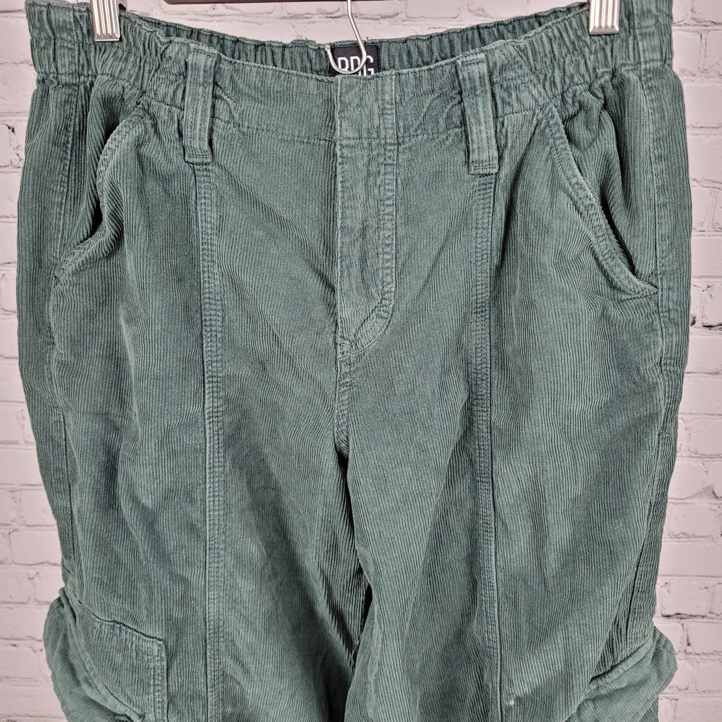 BDG Urban Outfitters Green Corduroy Y2K Cargo Relaxed Pants Size Large L (29x32)