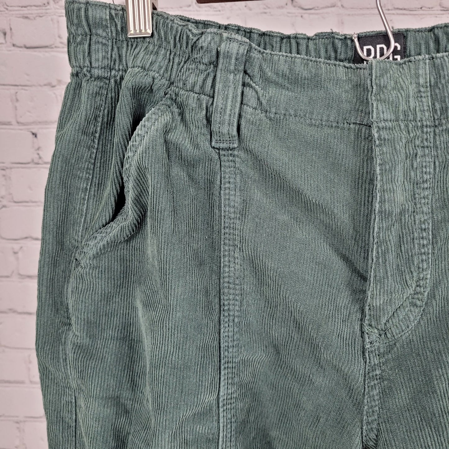 BDG Urban Outfitters Green Corduroy Y2K Cargo Relaxed Pants Size Large L (29x32)