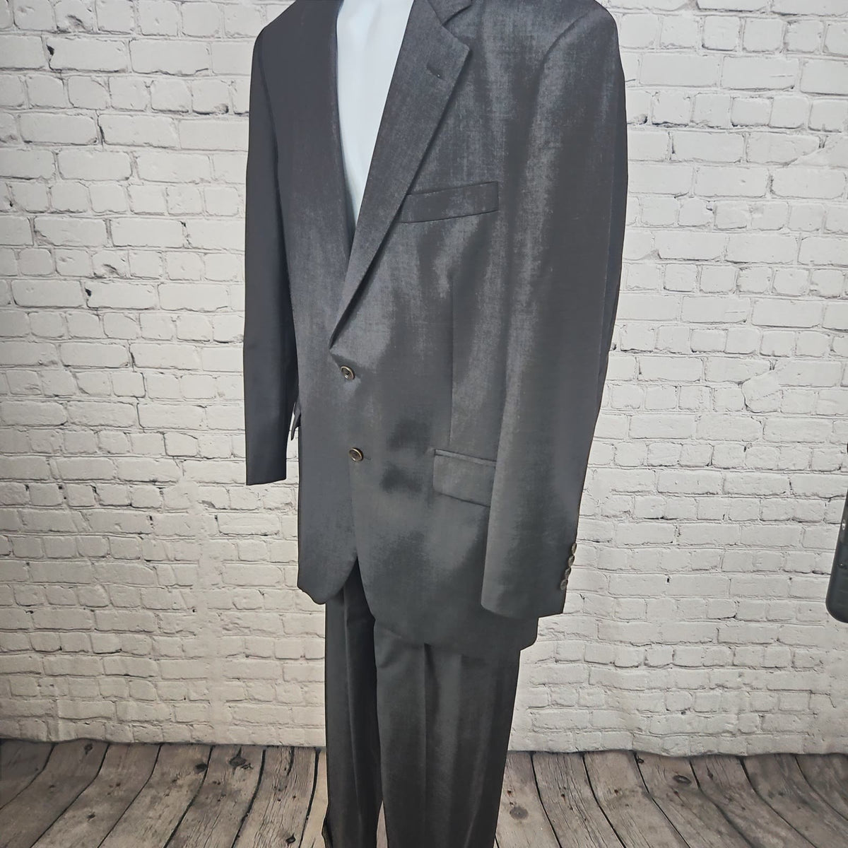 Brooks Brothers 1818 Madison Gray Wool 2 Button Notch Suit 42L/36W (35X32.5)