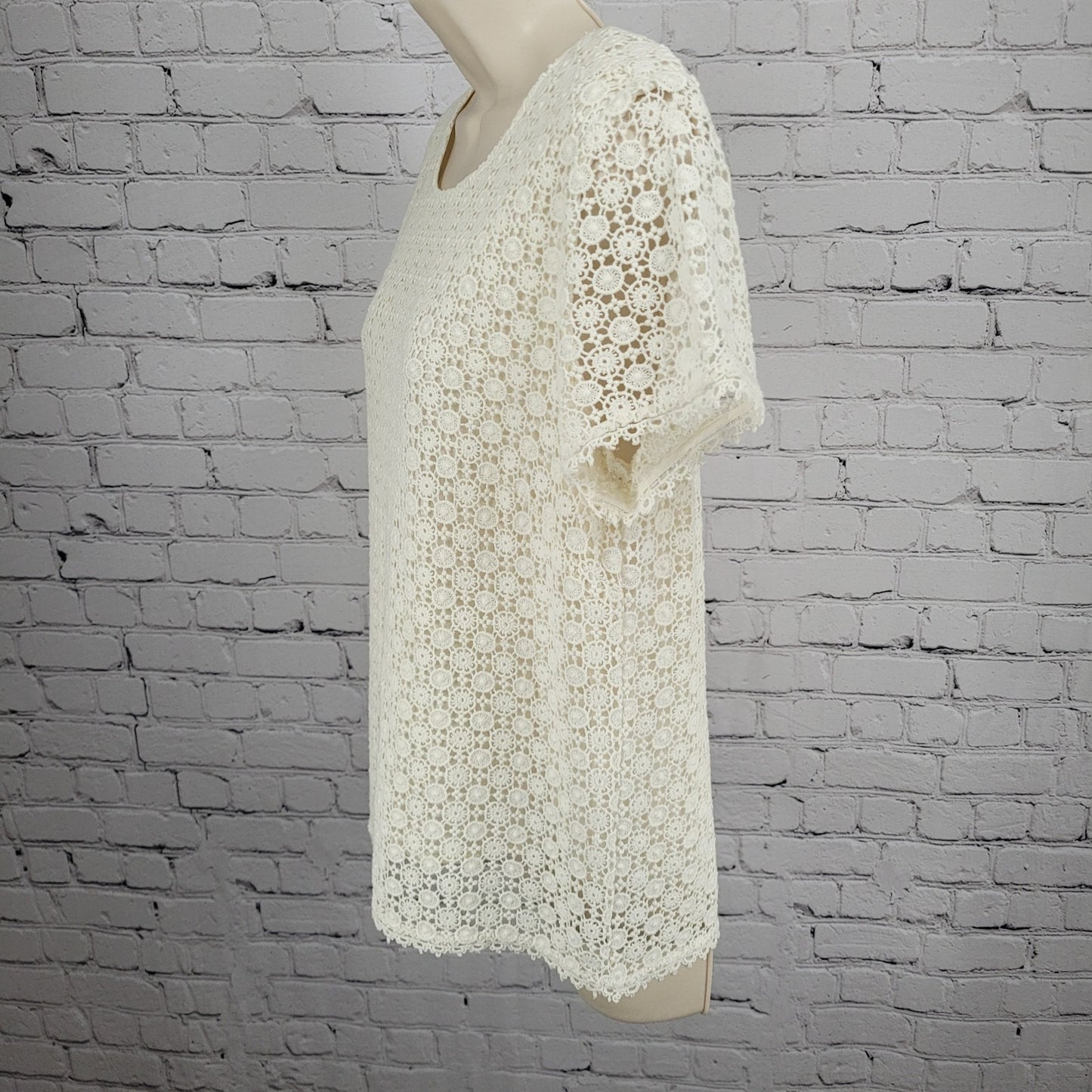 Joie Ivory 100% Cotton Eyelet Overlay Lined Short Sleeve Top Blouse Small S