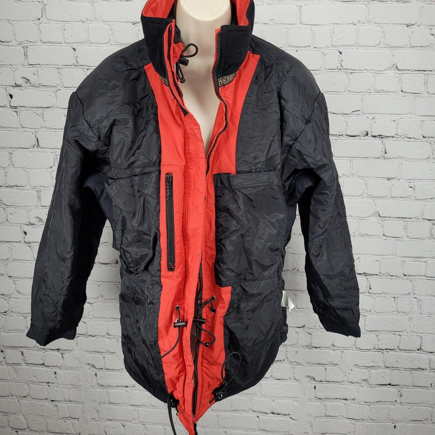 Obermeyer Red Dynamic II Jacket Black Hooded Insulated Inner Pockets Full Zip 8