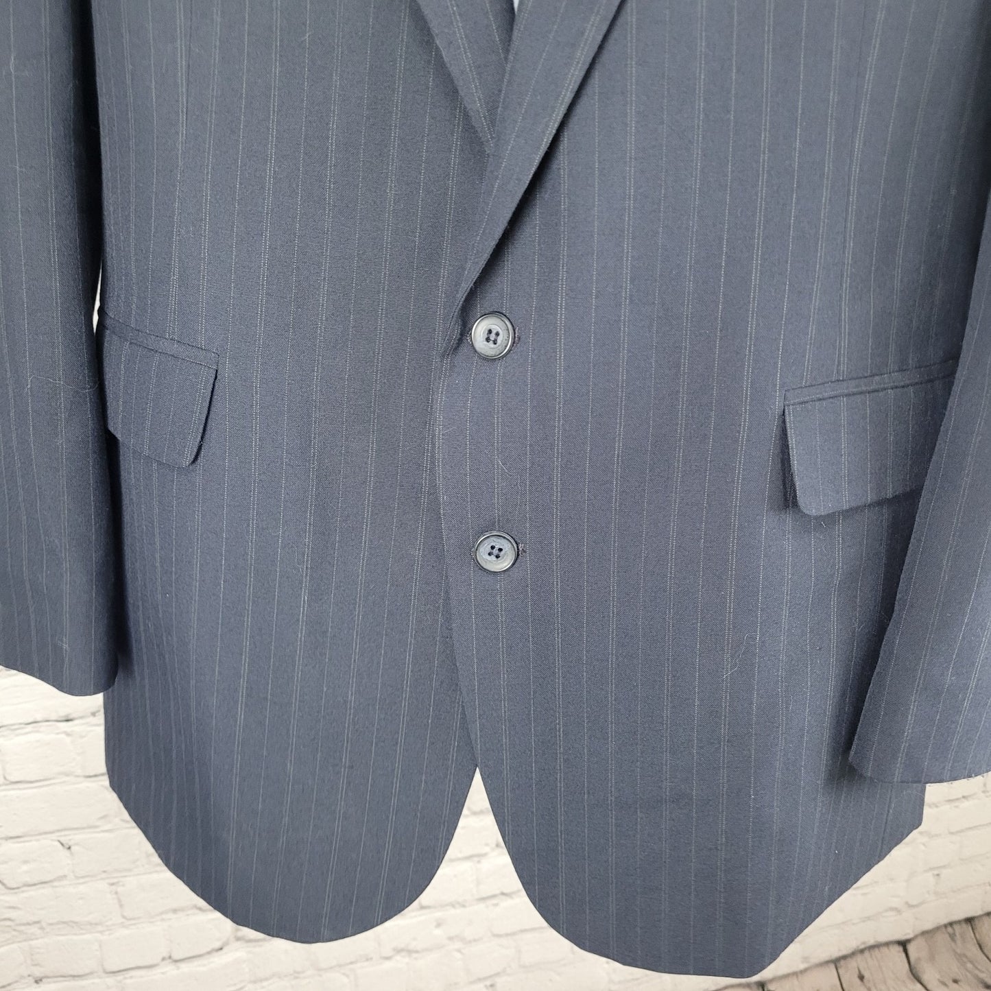 Haggar Navy Pinstriped 2 Button Notch Vented Blazer Sport Coat USA Made Size 42