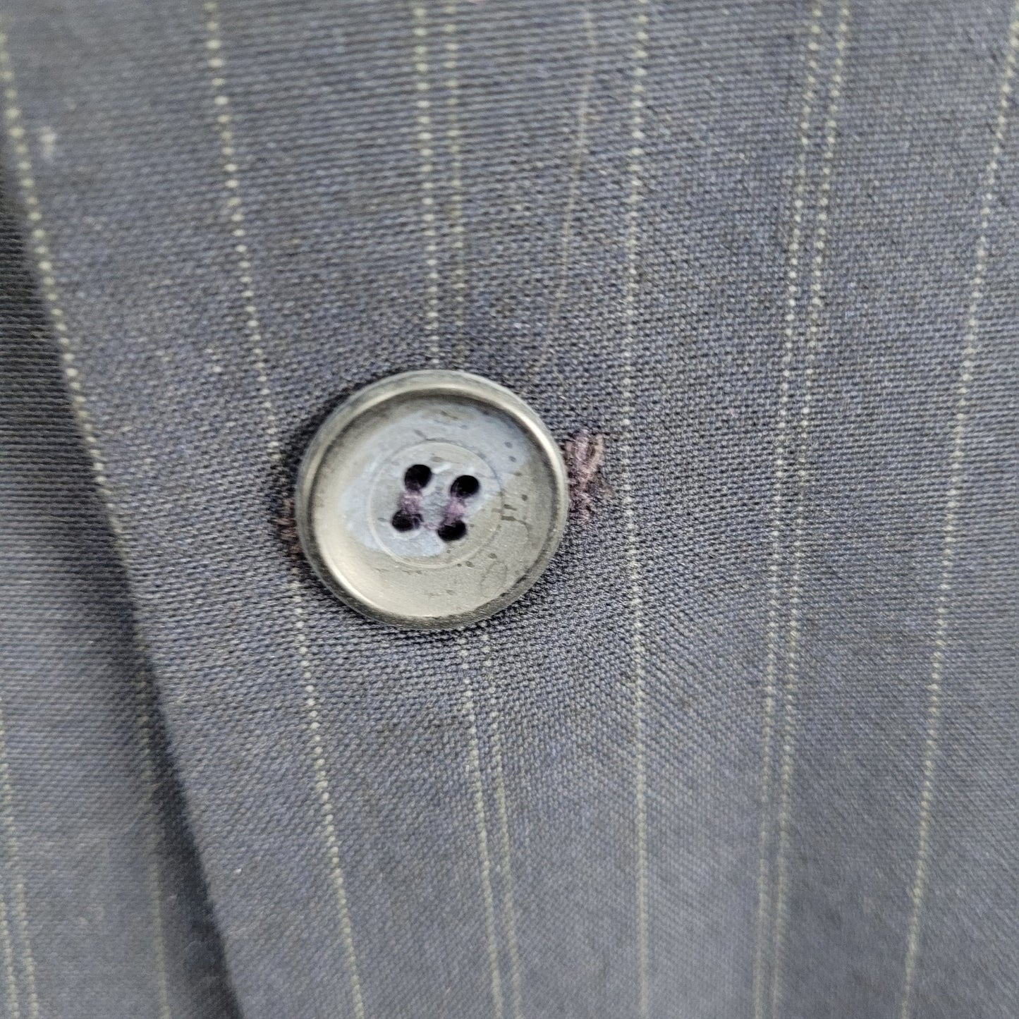 Haggar Navy Pinstriped 2 Button Notch Vented Blazer Sport Coat USA Made Size 42