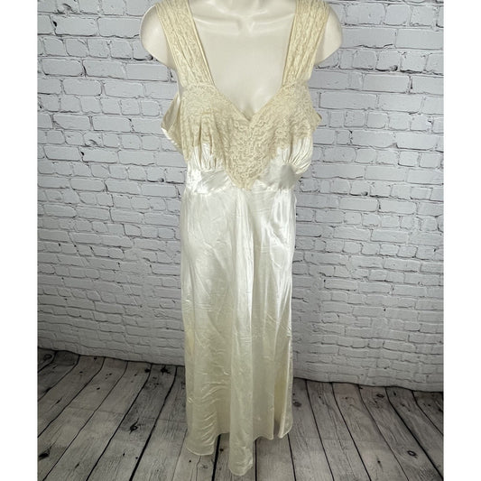 VTG Styled By Bennington Ivory Beige Satin Lace Slip Dress Nightie Nightgown 36