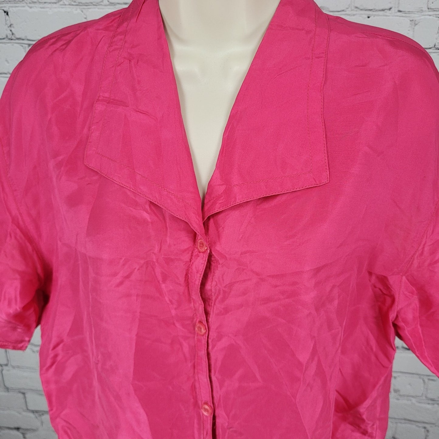 New Concepts Pink 100% Silk Lightweight Button Up Short Sleeve Top Medium M