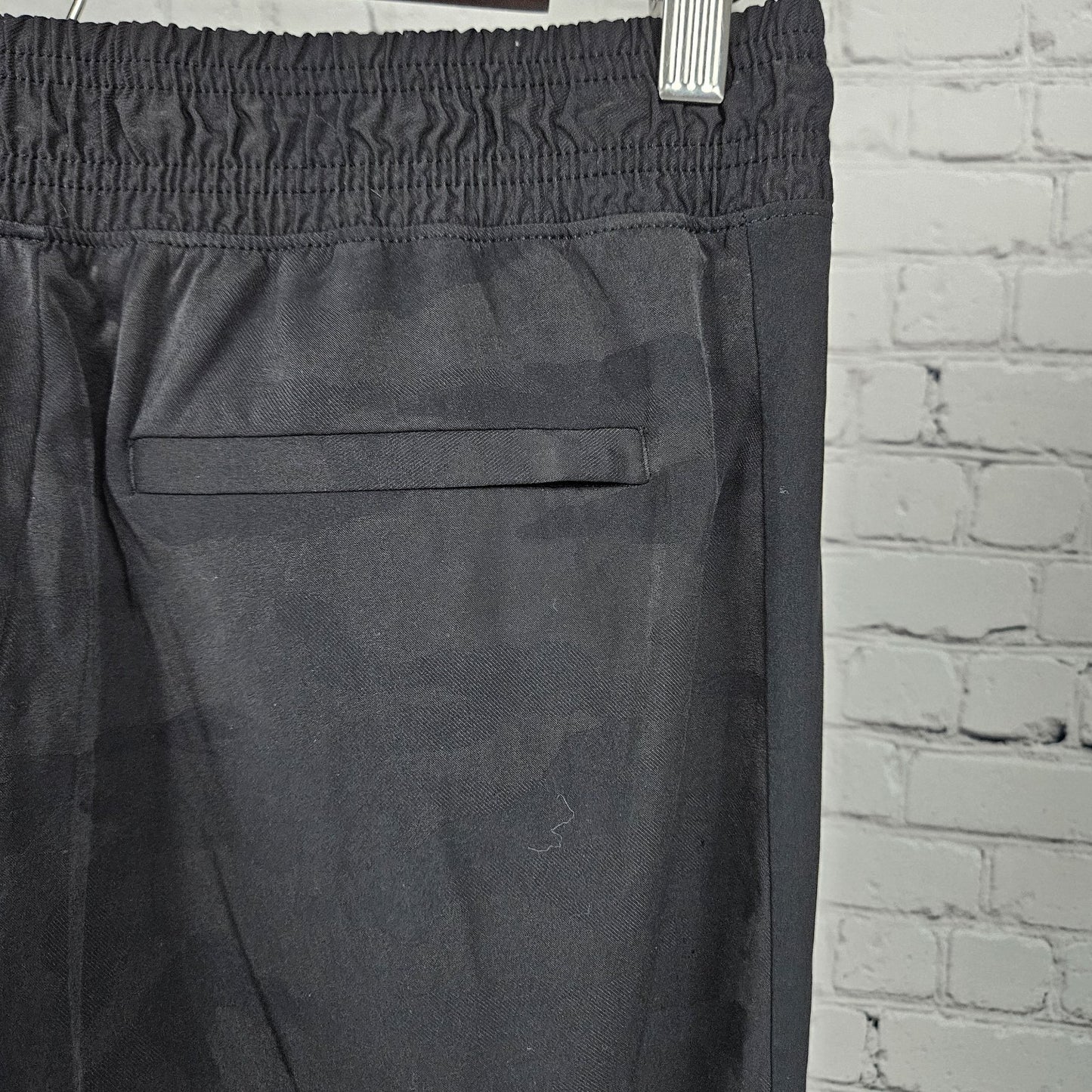 Athleta Black Brooklyn Camo Jogger Zip Pockets Mid Rise Stretch Pants 6 (28x28)