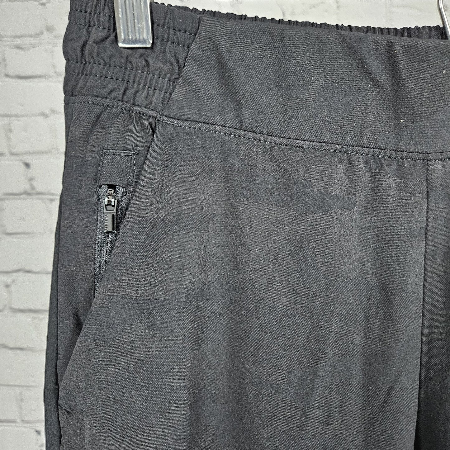 Athleta Black Brooklyn Camo Jogger Zip Pockets Mid Rise Stretch Pants 6 (28x28)
