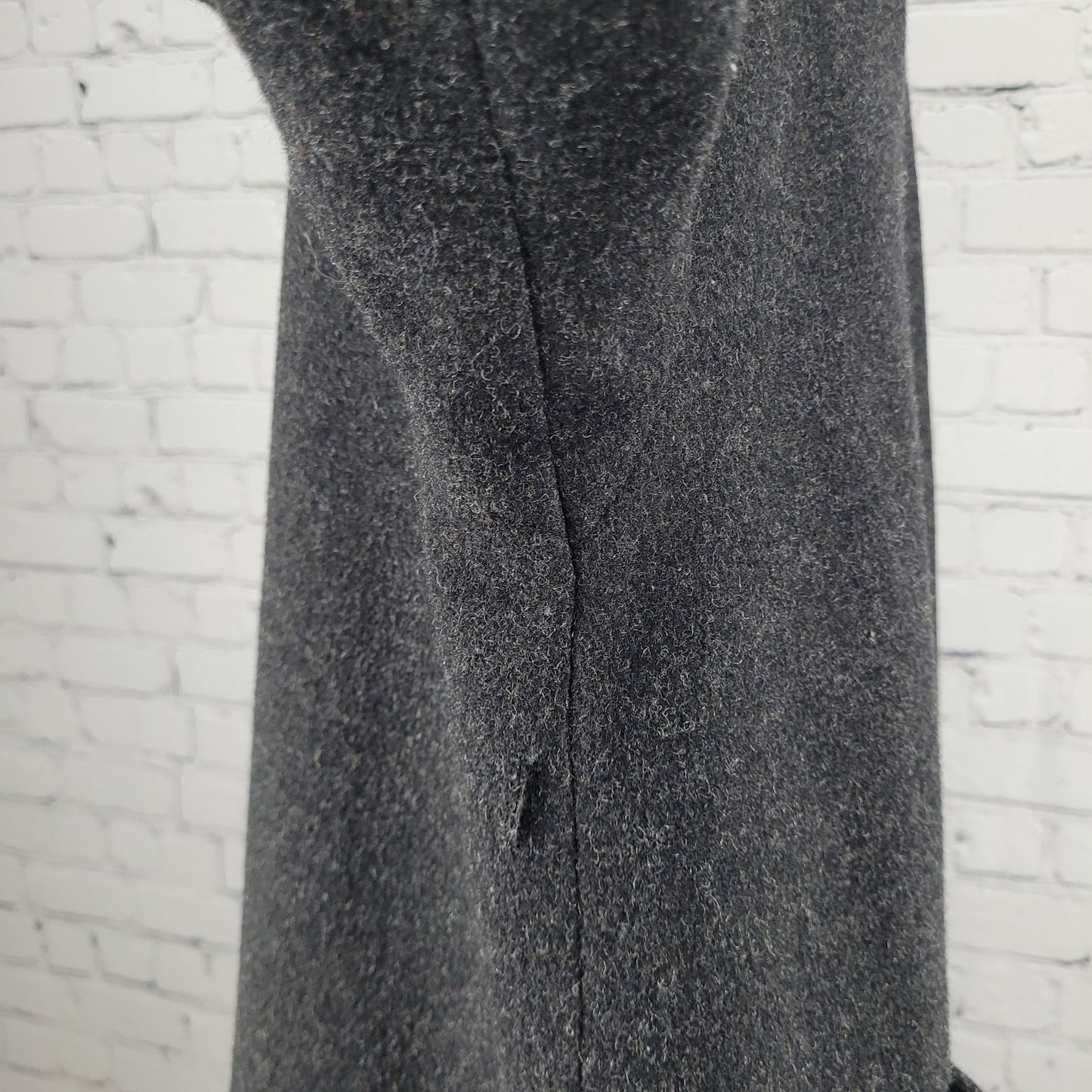 VTG Jules Miller Grey 100% Wool Buttoned Pockets Lined Long Over Coat USA Large