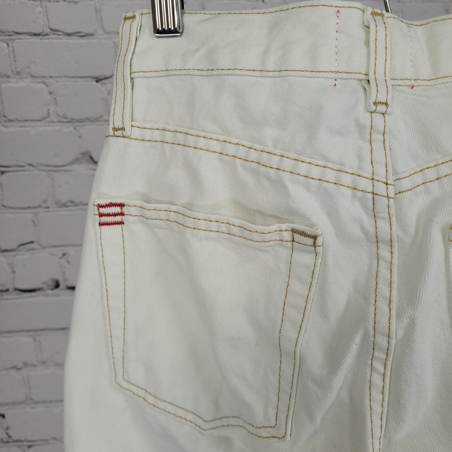 BDG Urban Outfitters White Denim Cowboy Jean 100% Cotton Size 24 (24x30)