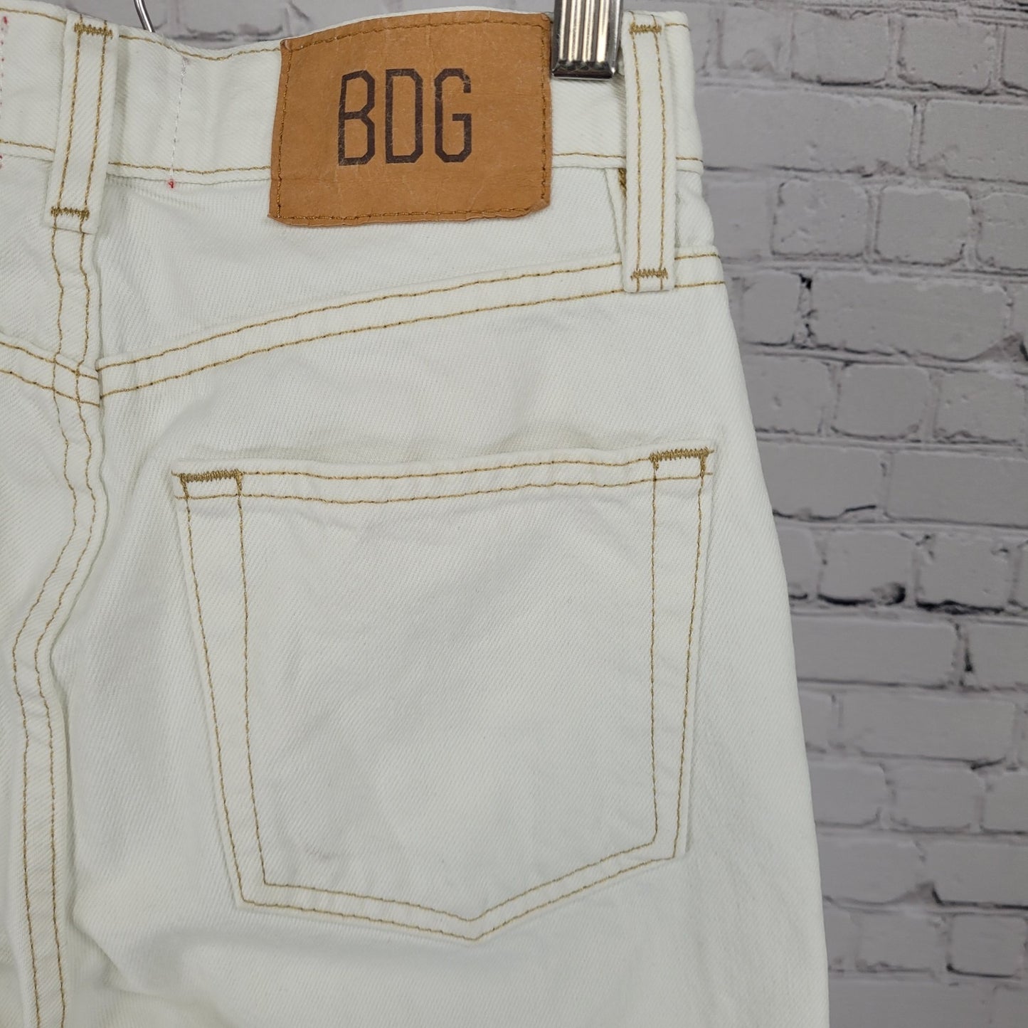 BDG Urban Outfitters White Denim Cowboy Jean 100% Cotton Size 24 (24x30)